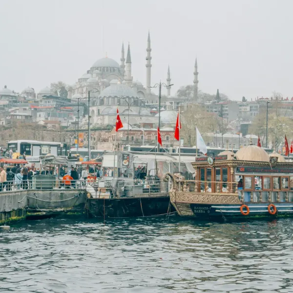Consejos prácticos para visitar Estambul: guía para evitar trampas turísticas